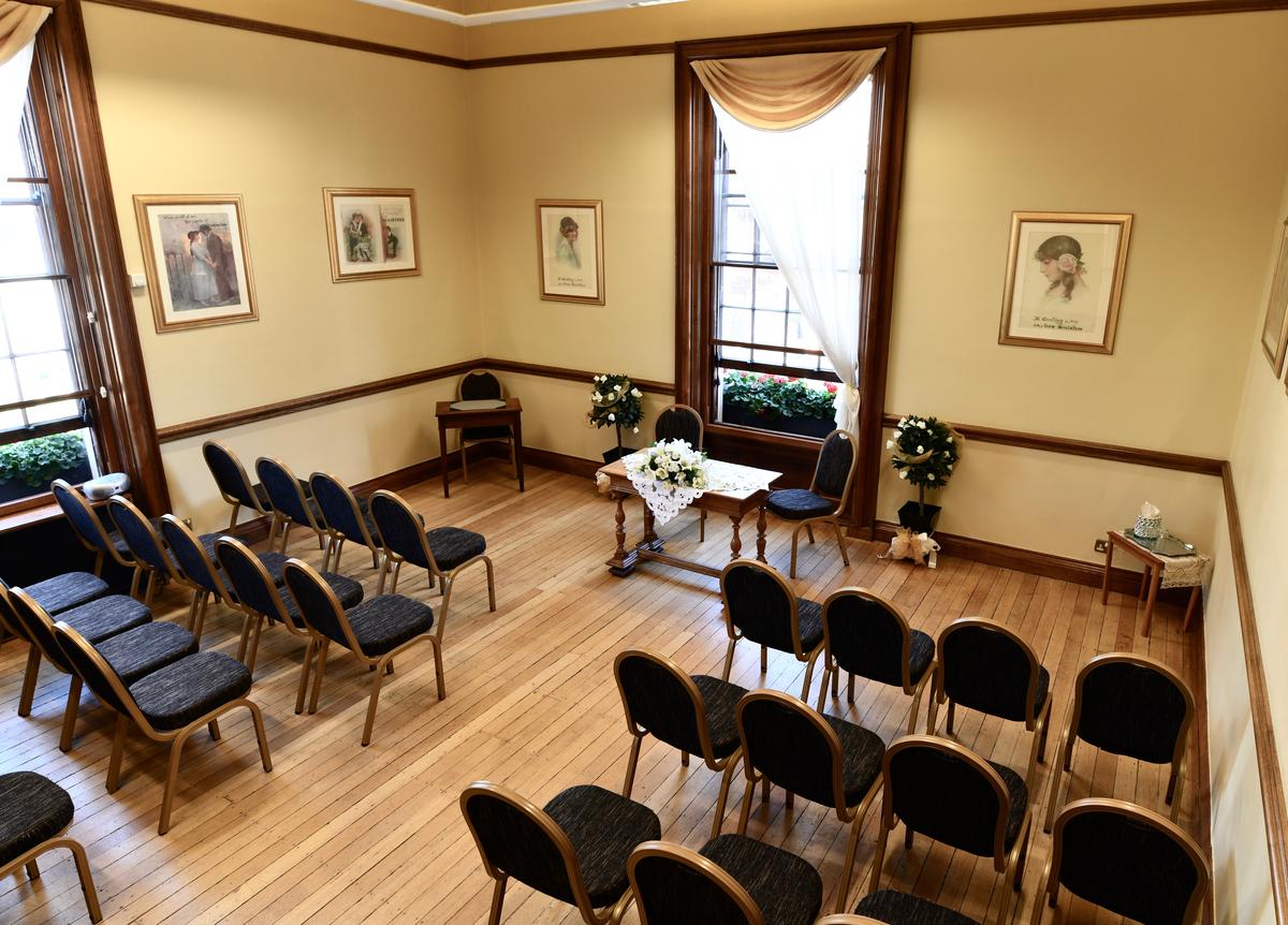 gallery-town-hall